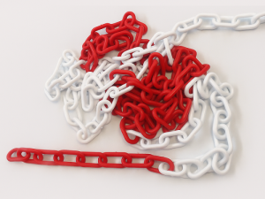 Rød-hvid plastkæde
