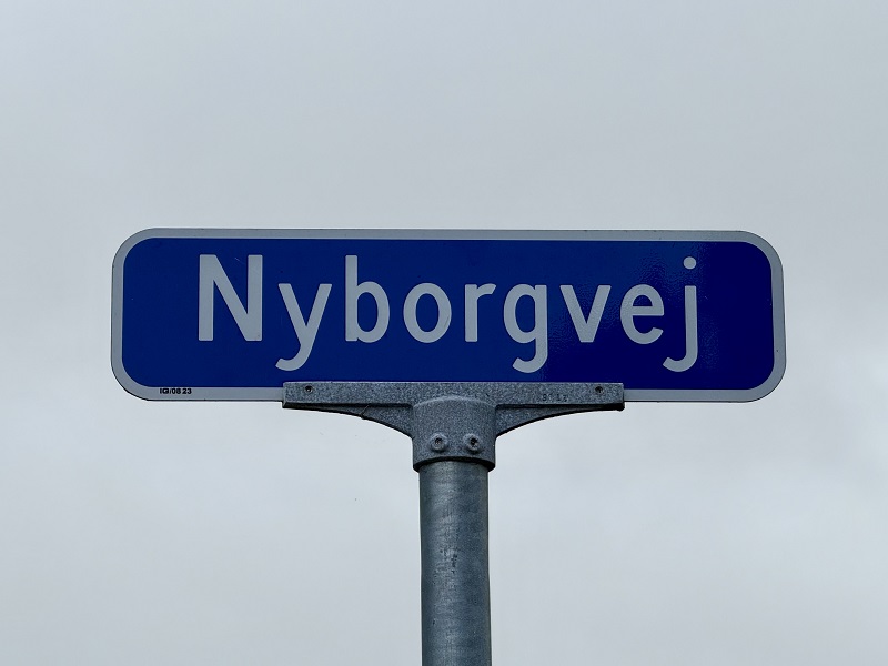 skilteholder til gadeskilt