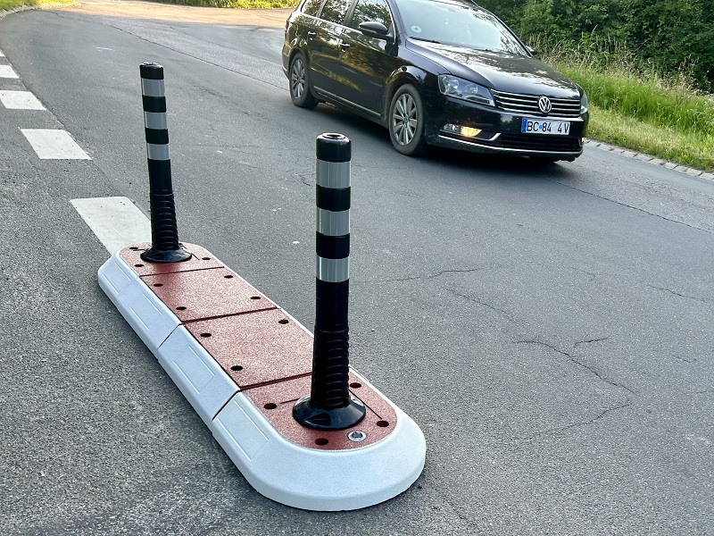 Trafikchikane med pullert