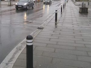 Universalpullert med hvid refleks