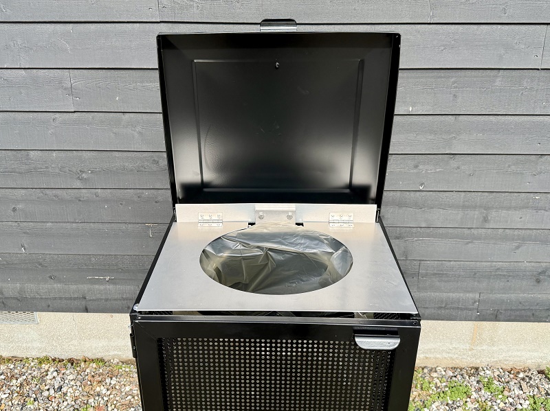 Flot sort skraldespand rottesikret